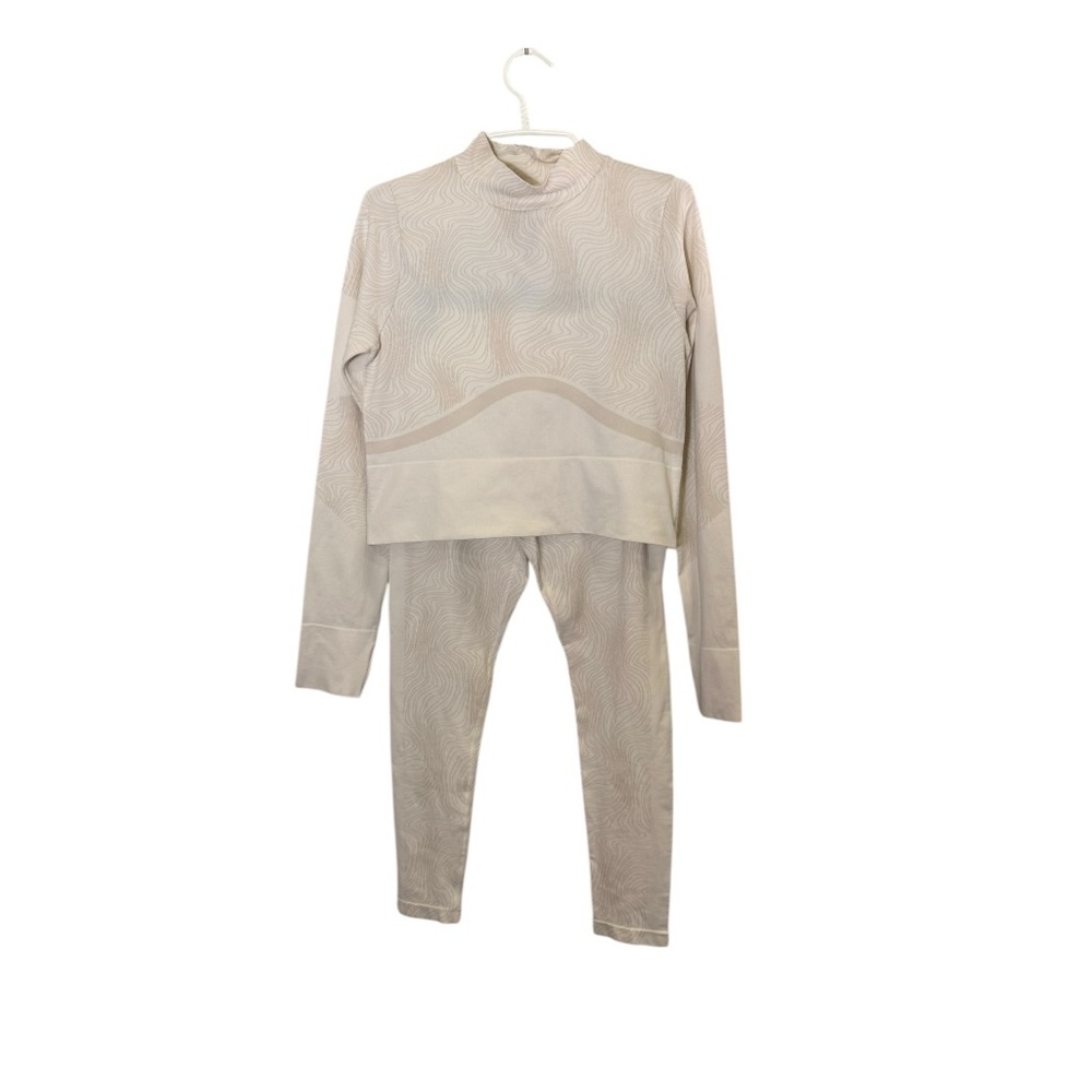 Sage Collective Women’s Ivory Workout Long Sleeve Top and Leggings Set sz L